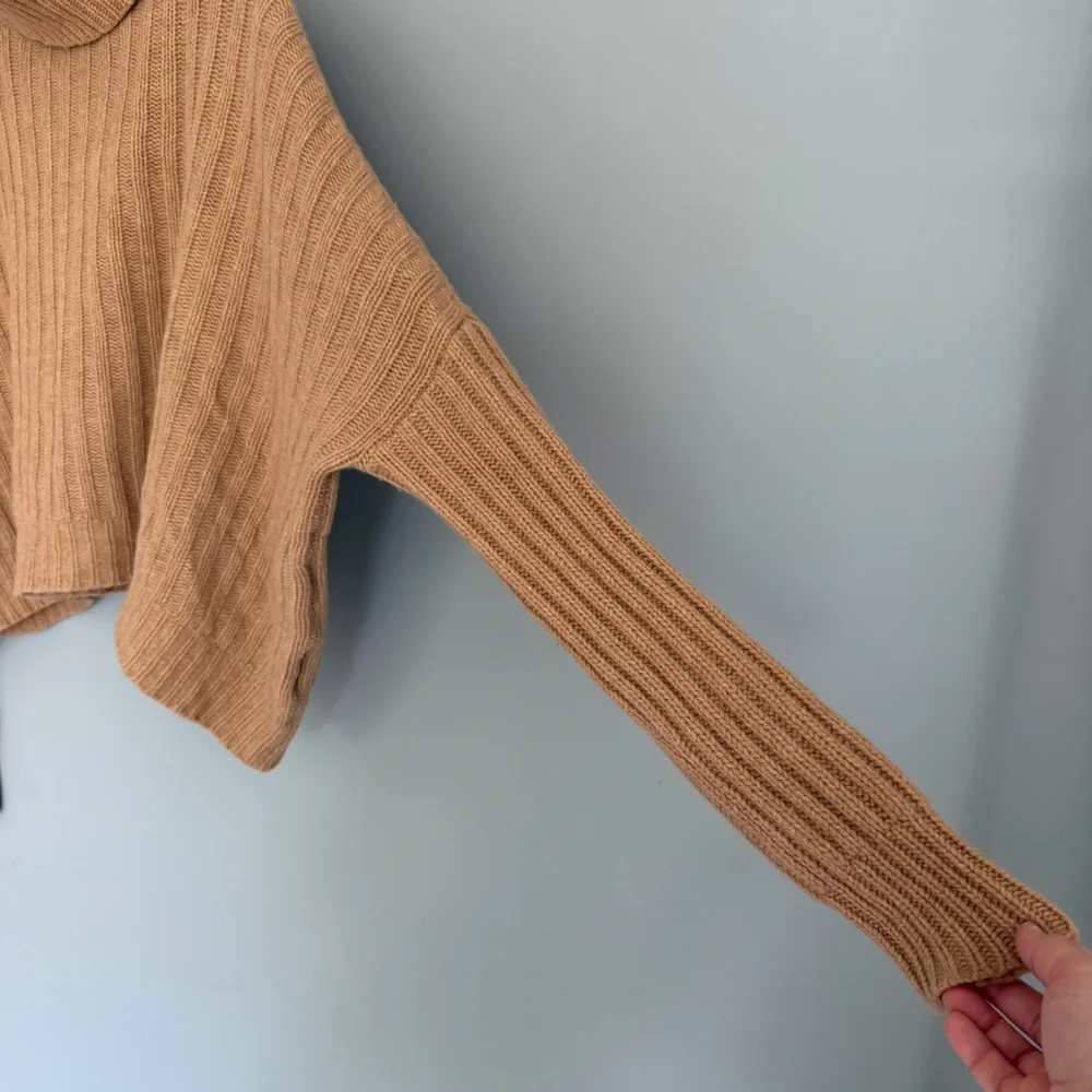 Ralph Lauren Blue Label 80 Wool 20 Cashmere Camel Tan Crop Boxy Knit Turtleneck - Picture 6 of 15